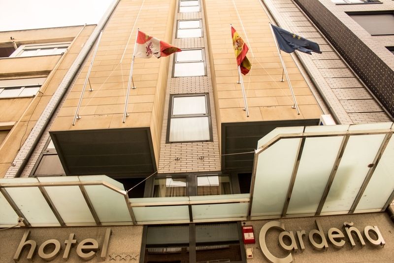 Hotel Alda Cardena Бургос Экстерьер фото